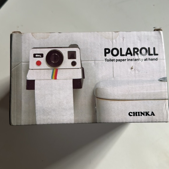 Hilarious Polaroll Toilet Paper Holder - Picture 2 of 4